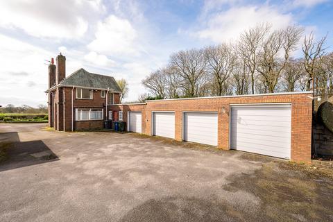 undefined, Long Lane, Bickerstaffe L39