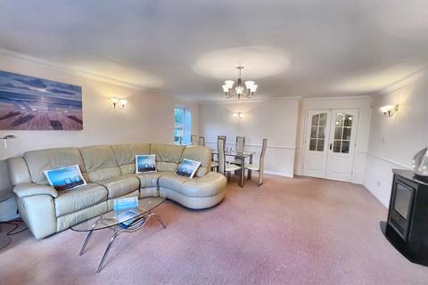 2 bedroom flat for sale, Canford Cliffs