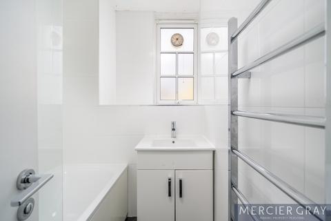 4 bedroom flat to rent, Adelaide Road, London NW3