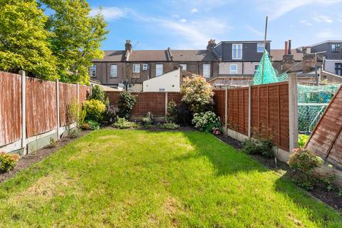 undefined, First Avenue, Manor Park, London, E12