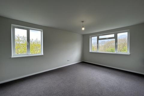 2 bedroom flat for sale, Boarley Court, Cuckoowood Avenue, Maidstone, Kent, ME14 2NL