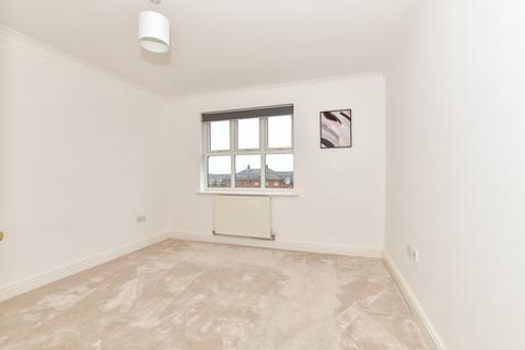 2 bedroom apartment to rent, Tower View Chartham CT4