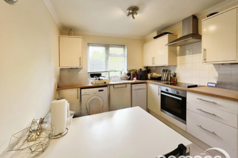 2 bedroom end of terrace house for sale, Gershwin Road, Basingstoke, Hampshire