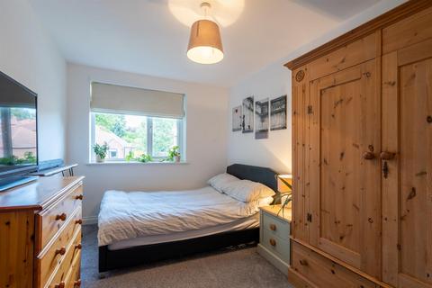 3 bedroom apartment to rent, Chapel Allerton, Leeds LS7