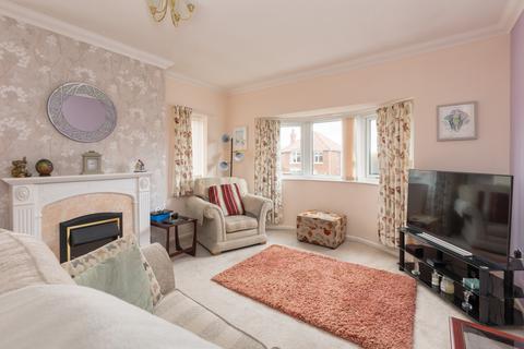 2 bedroom apartment for sale, Allenby Road,  Lytham St. Annes, FY8