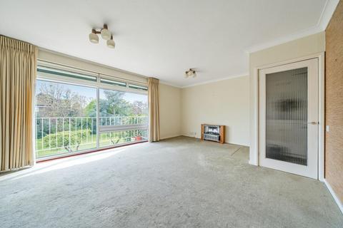 17 Lakeside, Beckenham, BR3 6LX