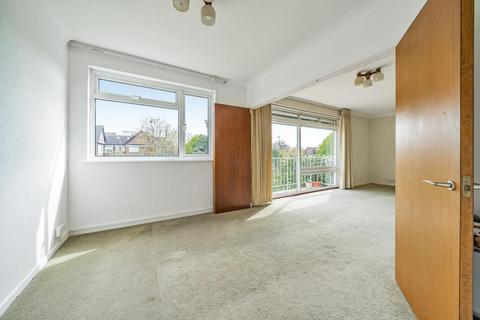 17 Lakeside, Beckenham, BR3 6LX