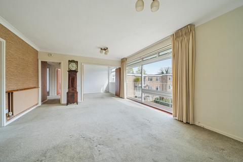 17 Lakeside, Beckenham, BR3 6LX