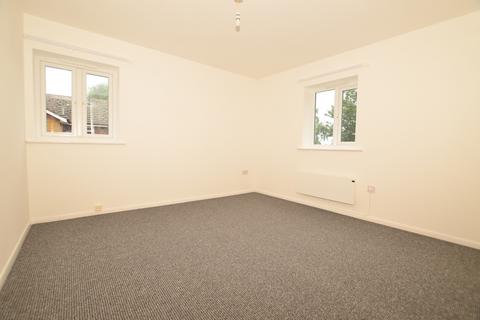 1 bedroom flat to rent, Spillett Close Faversham ME13