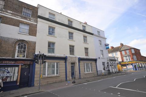 1 bedroom apartment to rent, High Street Herne Bay CT6