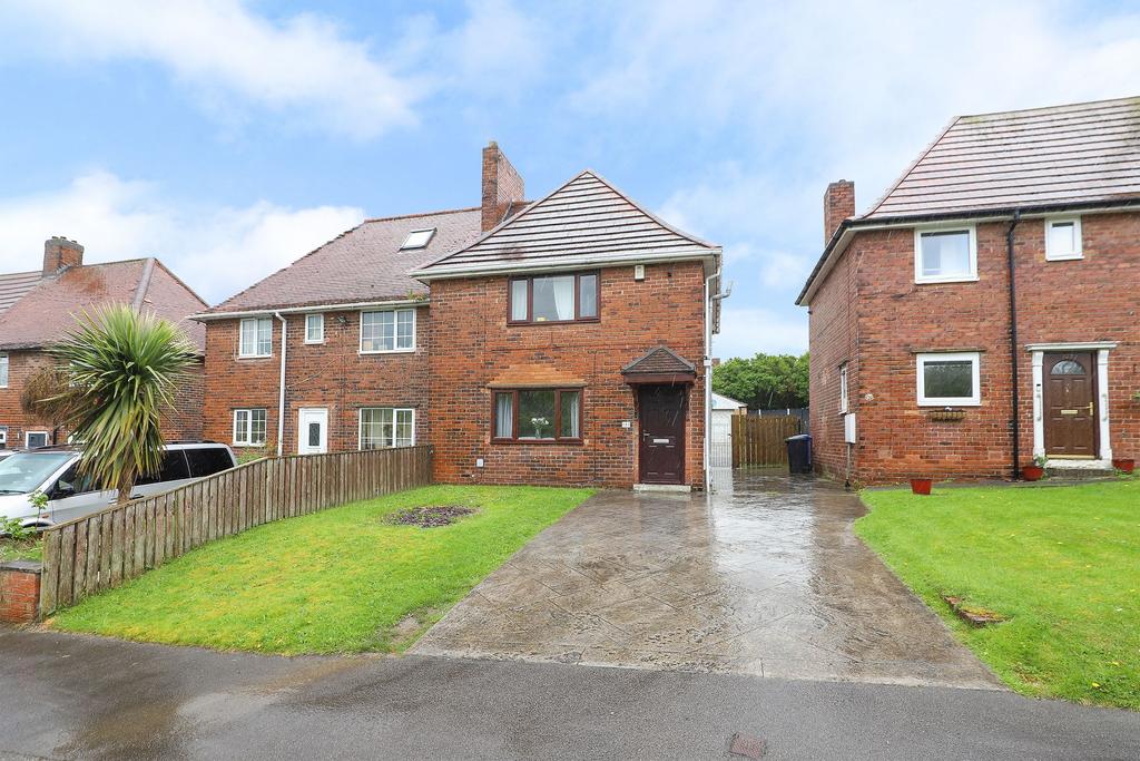 Beighton, Sheffield S20 3 bed semidetached house for sale £190,000