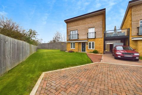 Peterborough - 2 bedroom detached house for sale