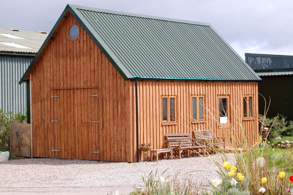 Detached timber shed