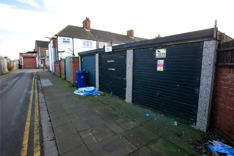 Garage to rent, Manchester Street, R/o Manchester Street, Cleethorpes, N E Lincs, DN35