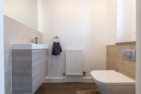 35 Bonham Way, Northfleet, Gravesend, DA11 8FB