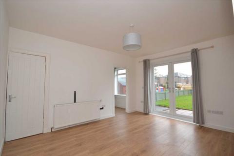 3 bedroom flat for sale, Croftfoot, Glasgow G44