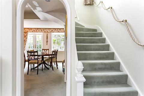 4 Rupert Close, Henley-on-thames, RG9 2JD