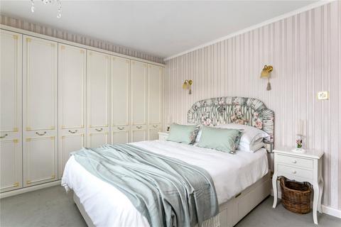 4 Rupert Close, Henley-on-thames, RG9 2JD