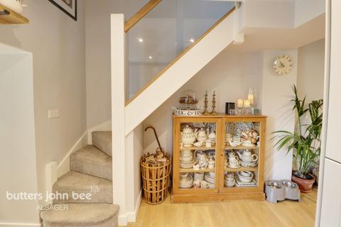 84 Top Station Road, Mow Cop, Stoke-on-trent, ST7 3NY