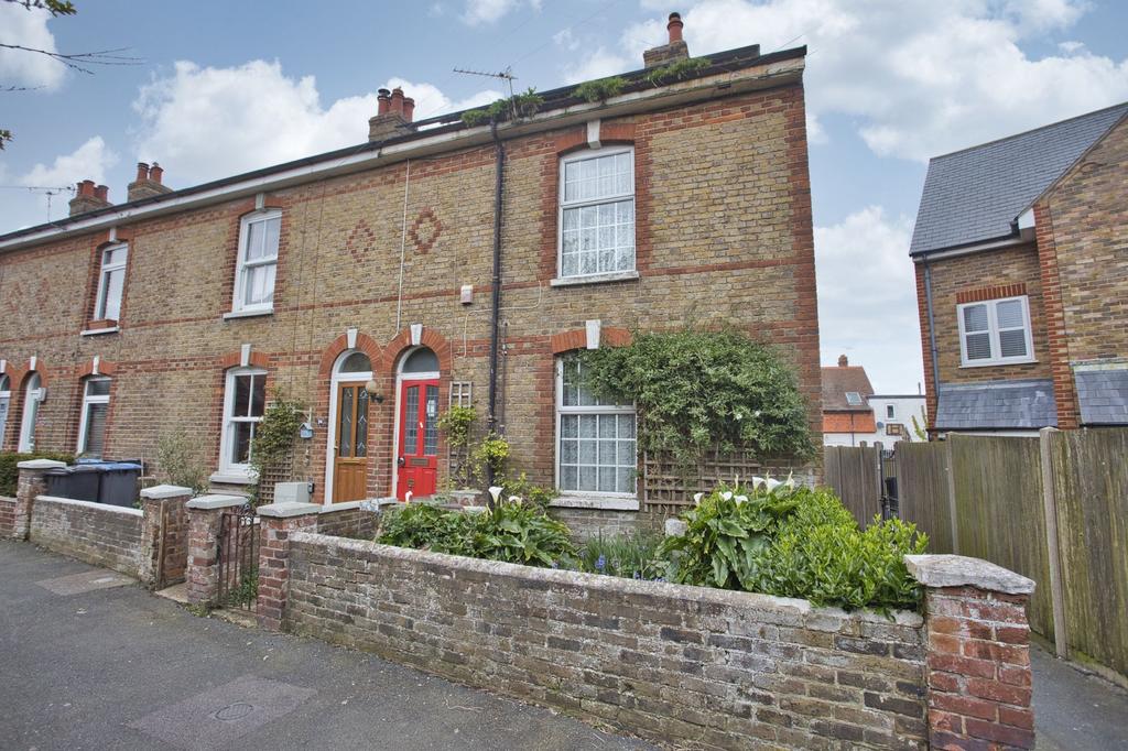 Church Path, Deal, CT14 2 bed end of terrace house for sale £235,000
