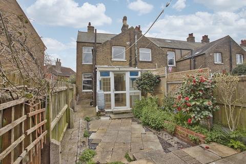 2 bedroom end of terrace house for sale, Church Path, Deal, CT14