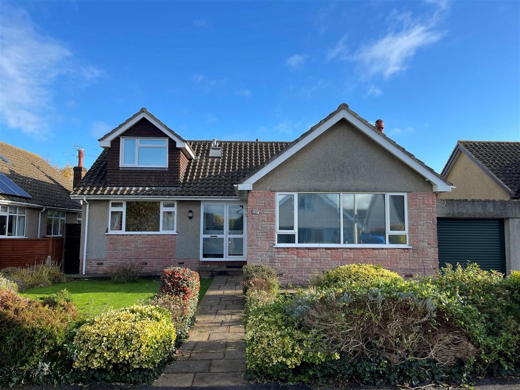 Yew Tree Park, Congresbury 4 bed detached house to rent £1,700 pcm (£