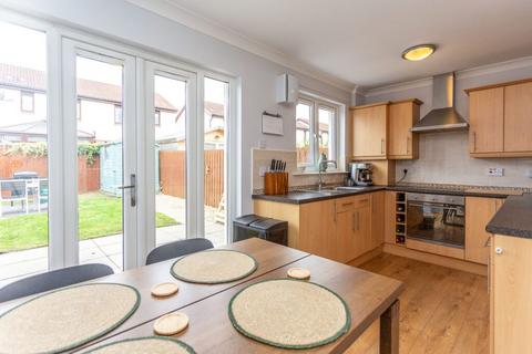 3 bedroom semi-detached house for sale, 60 Oliphant Gardens, Wallyford, East Lothian EH21 8QP