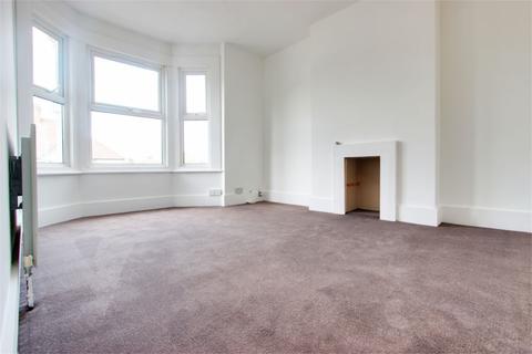 2 bedroom flat to rent, Bushey Mill Lane, Watford WD24