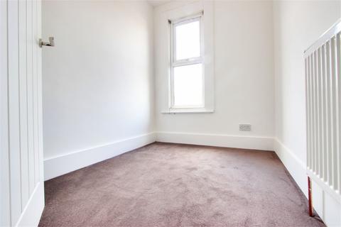 2 bedroom flat to rent, Bushey Mill Lane, Watford WD24