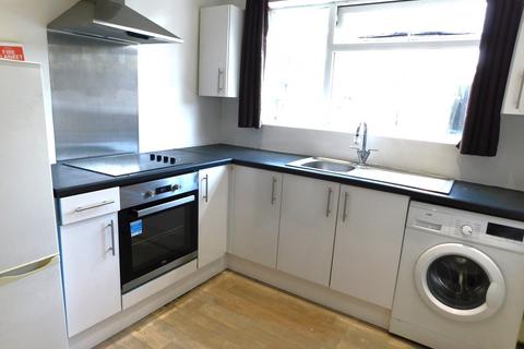 Studio to rent, Mile End Road, Colchester CO4