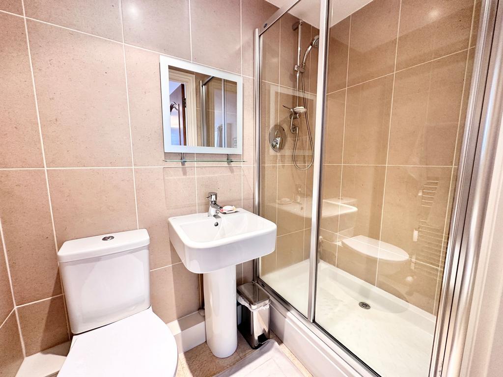 Ensuite