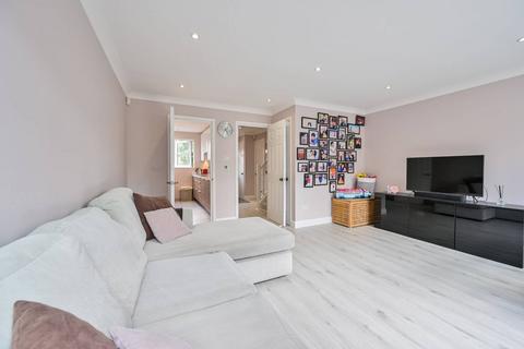 4 bedroom flat to rent, Bywater Place, Rotherhithe, London, SE16