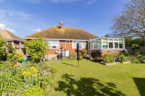 2 bedroom detached bungalow for sale, Dumpton Park Drive, Broadstairs, CT10