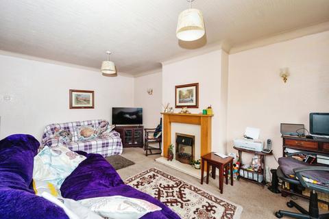 2 bedroom bungalow for sale, Fernlea Grove, Ashton-In-Makerfield, WN4