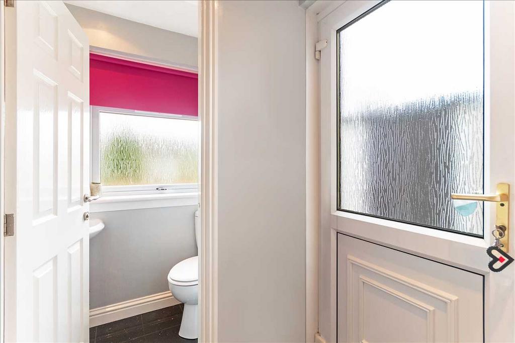 Lower Level WC