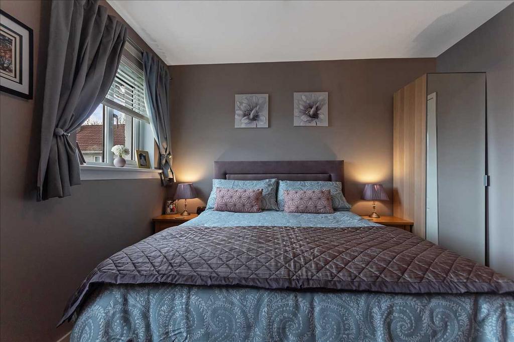Bedroom One (2)