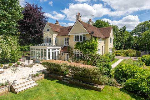 5 bedroom link detached house for sale, Hitchin Hill, Hitchin, Hertfordshire, SG4