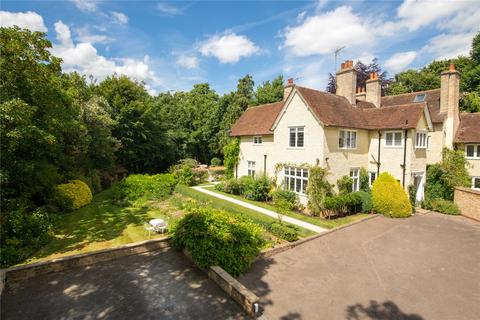 5 bedroom link detached house for sale, Hitchin Hill, Hitchin, Hertfordshire, SG4