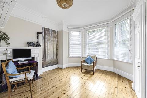 24 Beaconsfield Road, St Albans, AL1 3RB
