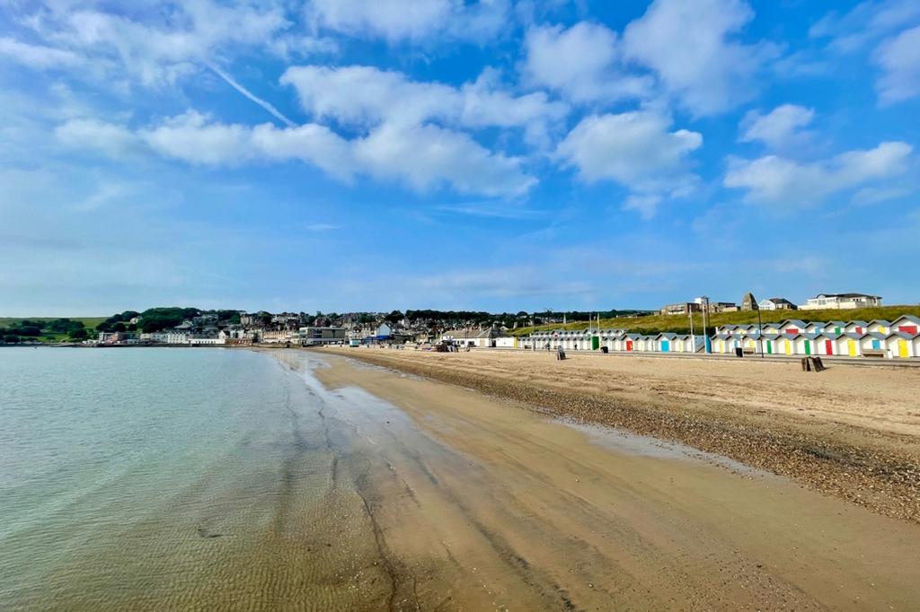 Location - 350m from Swanage Beach