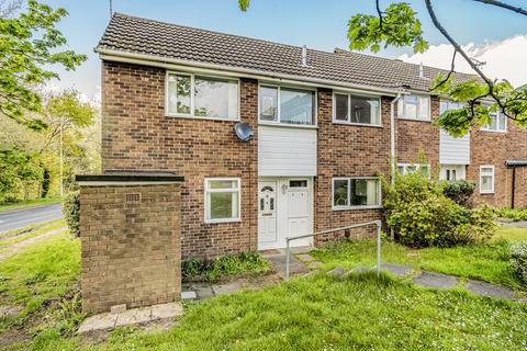 2 Bishopdale, Bracknell, RG12 7RY