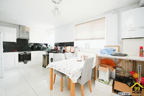 3 bedroom end of terrace house for sale, Dawley Green, South Ockendon, United Kingdom, RM15
