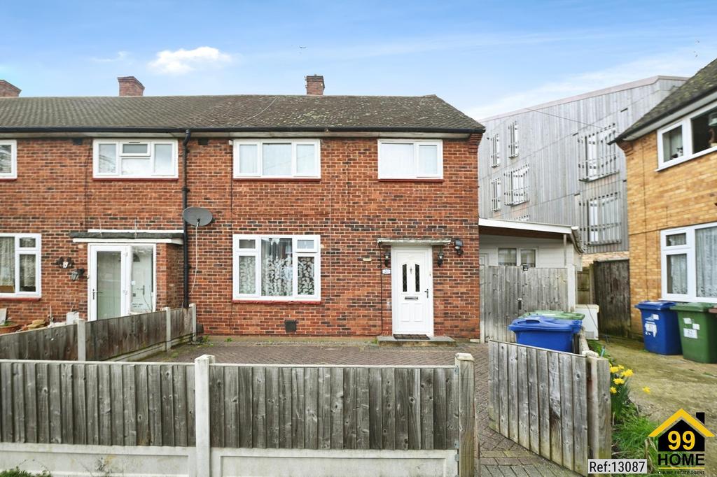 Dawley Green, South Ockendon... 3 bed end of terrace house - £385,000