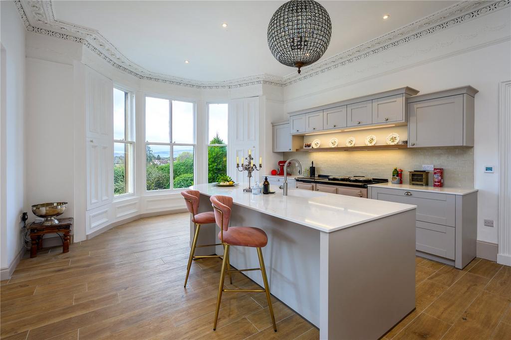 Kitchen /Family Room