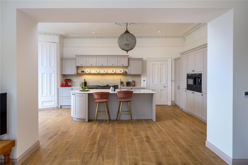 Kitchen /Family Room