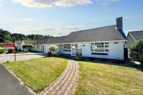 3 bedroom detached bungalow for sale, Verwood