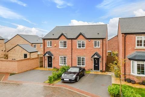 3 bedroom semi-detached house for sale, Lavender Court, Mirfield, WF14