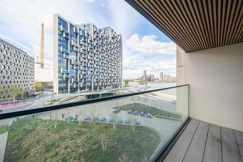 2 bedroom flat for sale, No.2 Upper Riverside, 10 Cutter Lane, Greenwich Peninsula, SE10