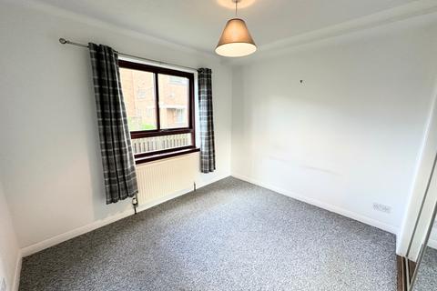 8 Carmichael Court, Dundee, DD3 6LS