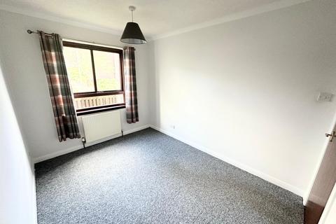 8 Carmichael Court, Dundee, DD3 6LS